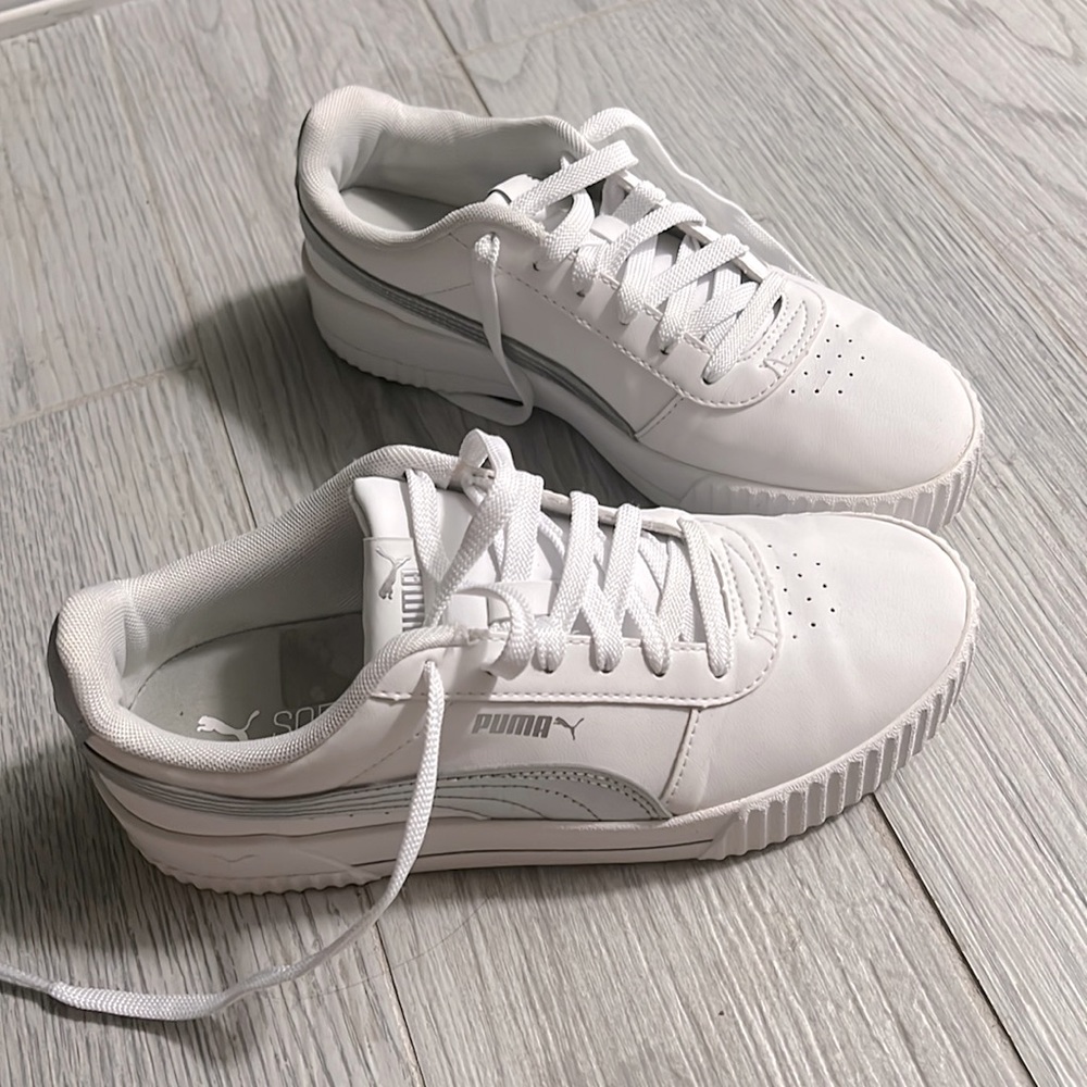 Puma White and Silver Sneakers